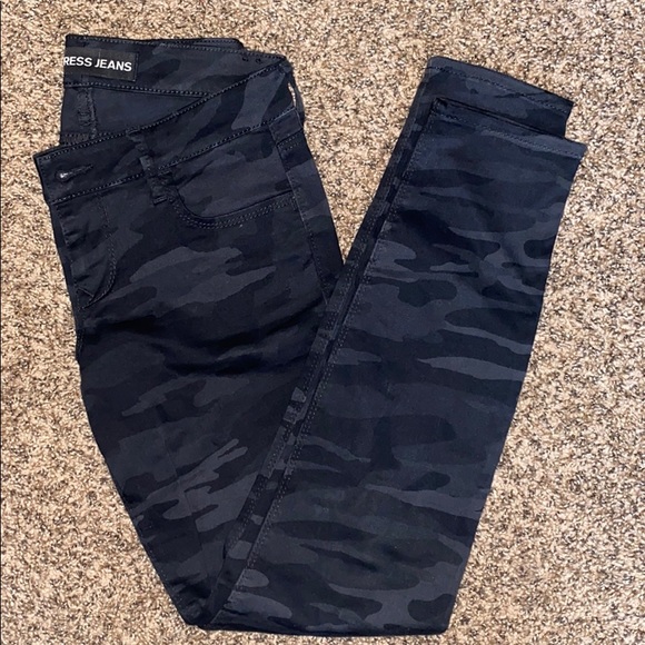 Express Camo Jeans